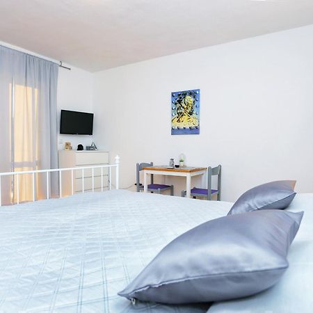 Apartments And Rooms With Parking Space Makarska - 18028 Habitación foto