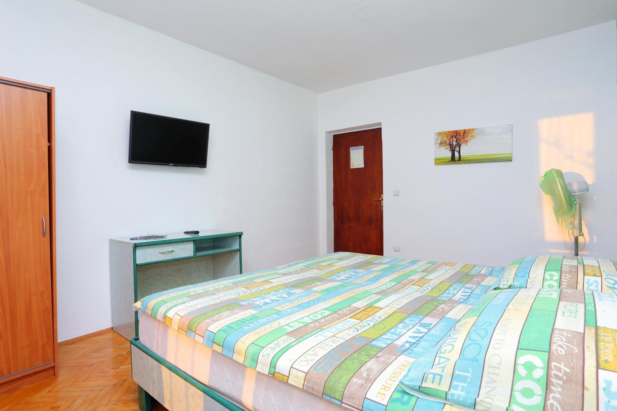 Apartments And Rooms With Parking Space Makarska - 18028 Habitación foto