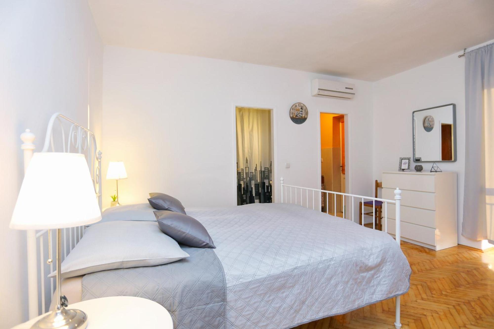 Apartments And Rooms With Parking Space Makarska - 18028 Habitación foto